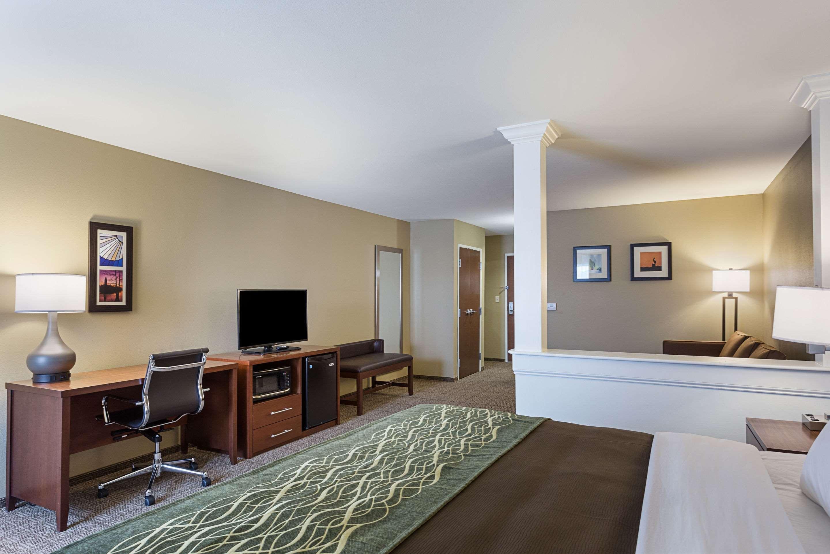 Comfort Inn & Suites Zachary Dış mekan fotoğraf