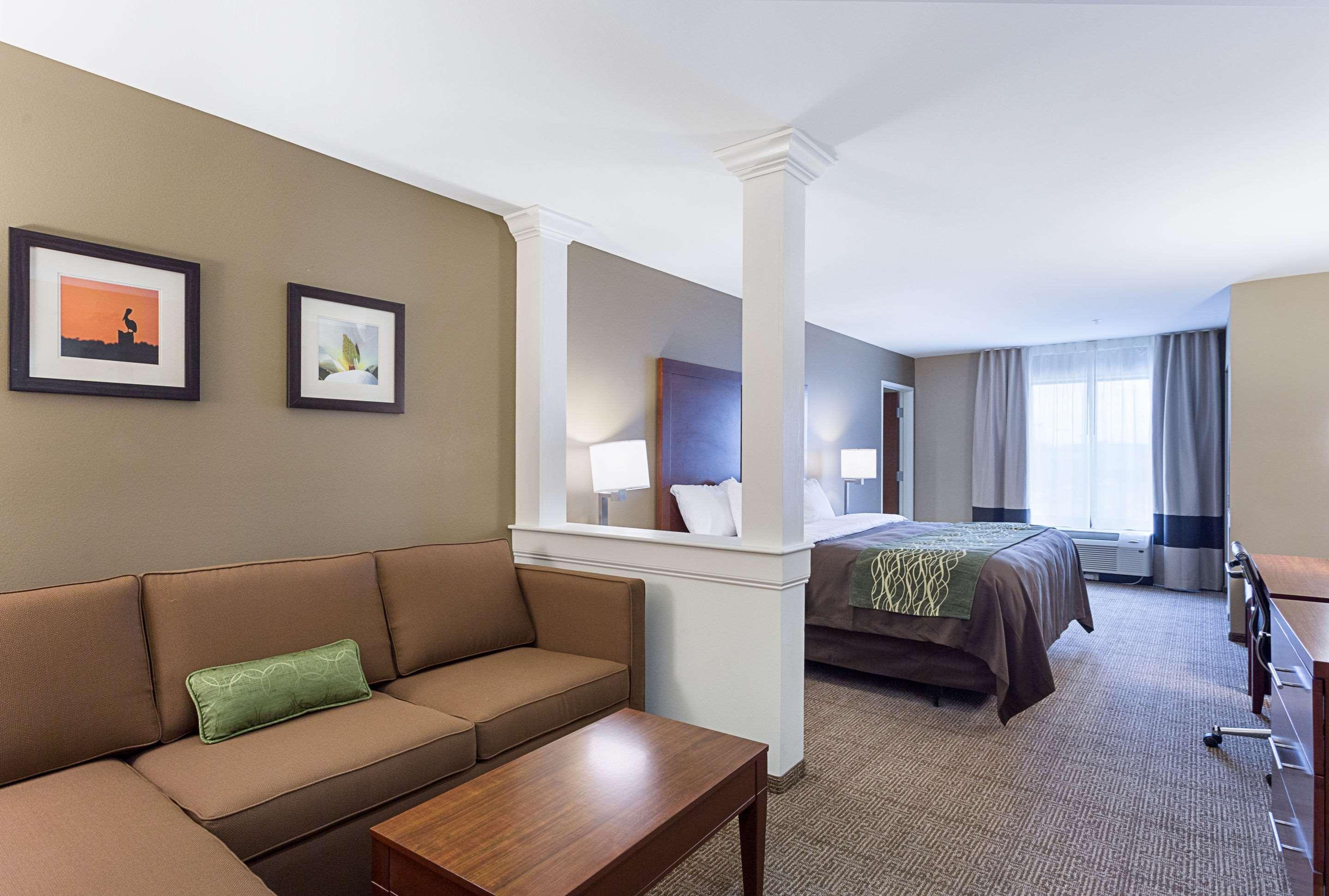 Comfort Inn & Suites Zachary Dış mekan fotoğraf