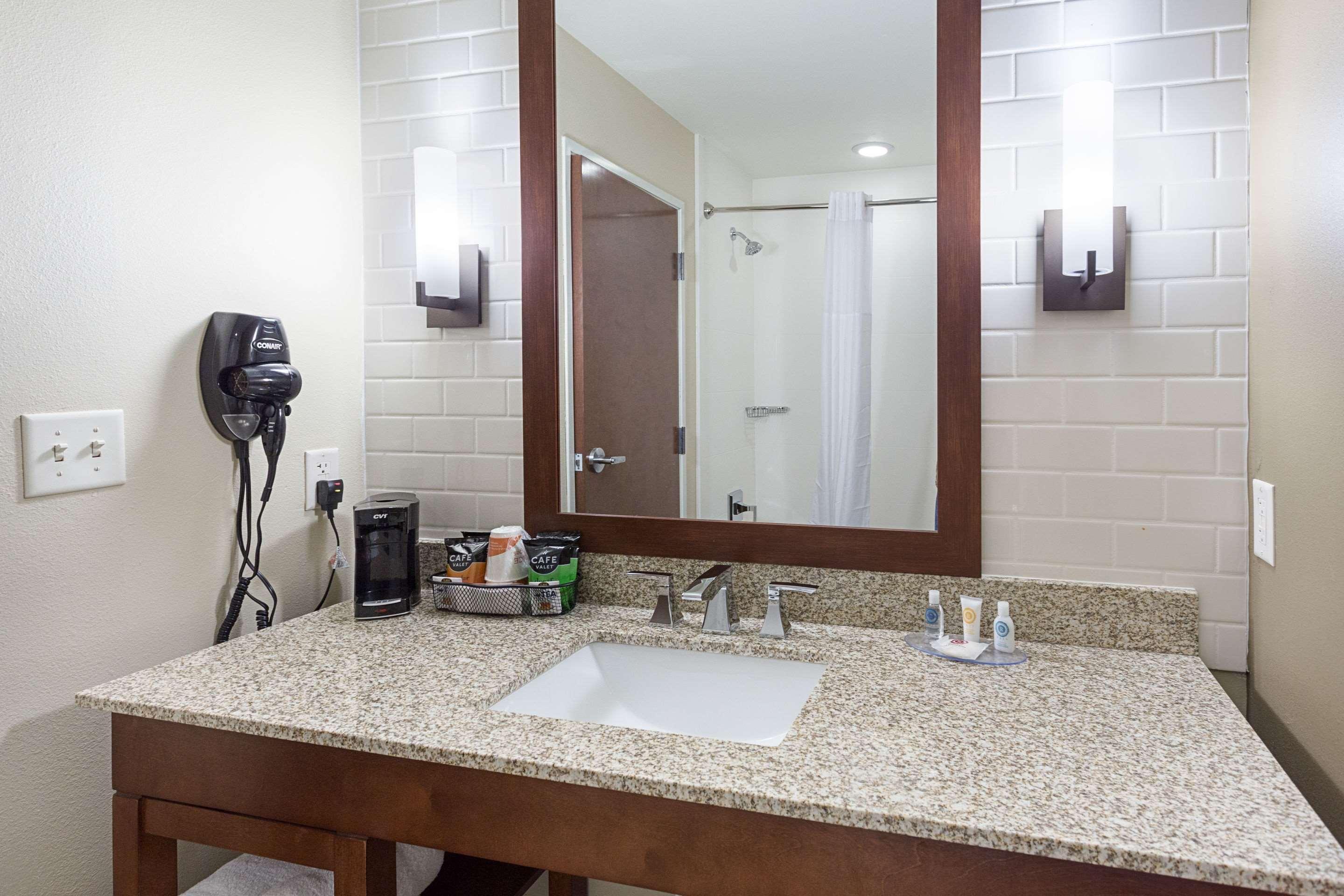 Comfort Inn & Suites Zachary Dış mekan fotoğraf