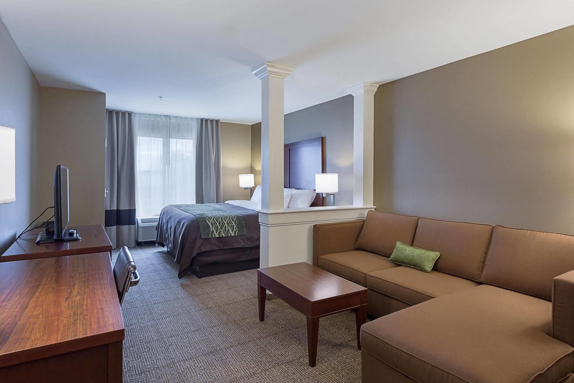 Comfort Inn & Suites Zachary Dış mekan fotoğraf